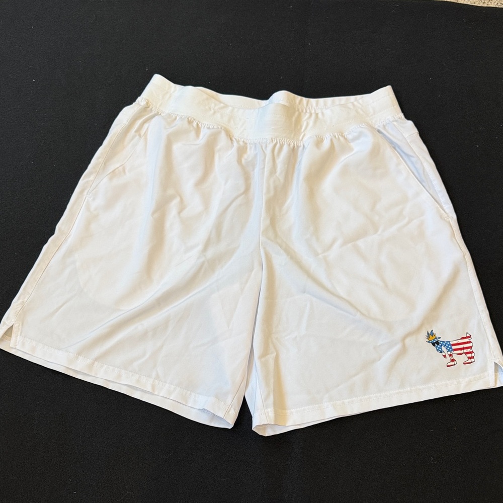 GOAT White‎ Men's Shorts with Design size large